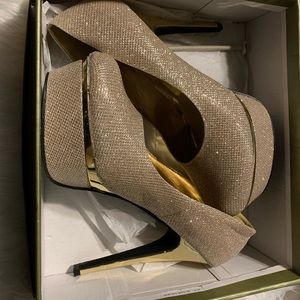 Gold Sparke Pump